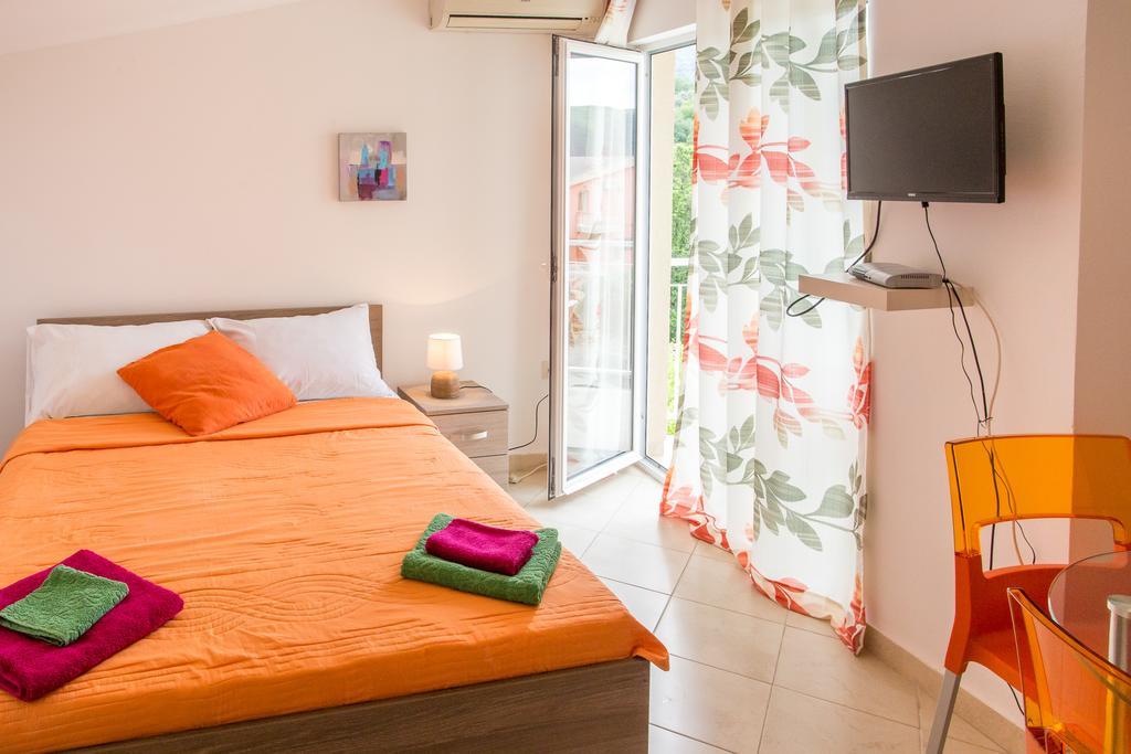 Apartments Vila Masha Petrovac Exterior photo