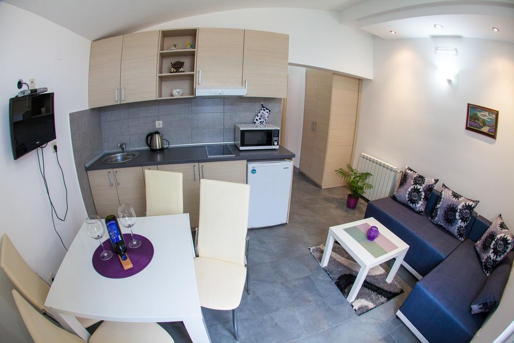 Apartments Vila Masha Petrovac Exterior photo