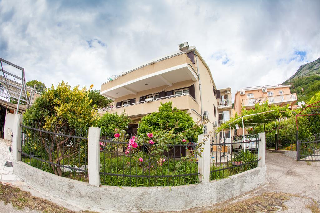 Apartments Vila Masha Petrovac Exterior photo